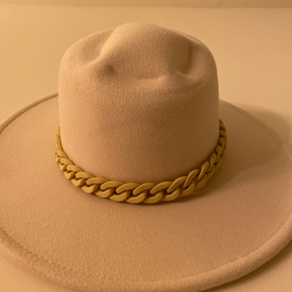 Hat - Picture 2 of 3